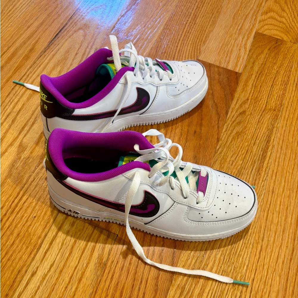 Girls Nike Air White and Purple Athletic Shoes